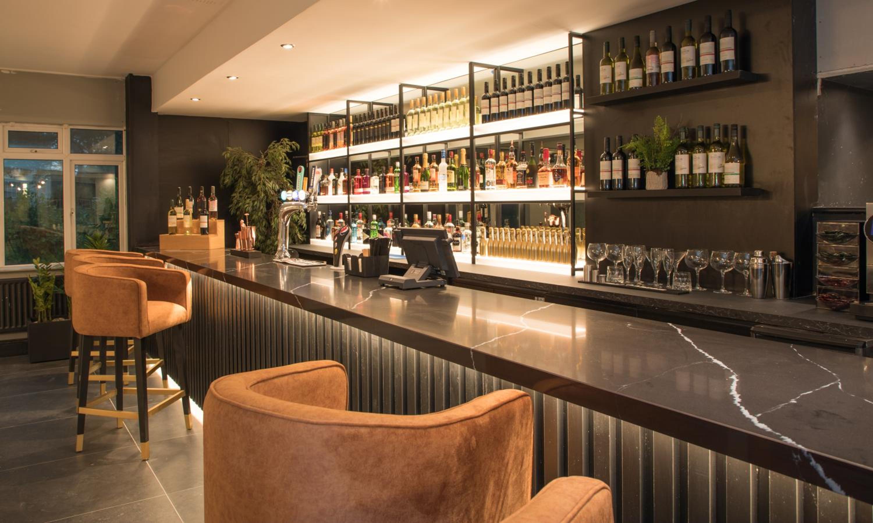 Фото Park Inn by Radisson Bournemouth