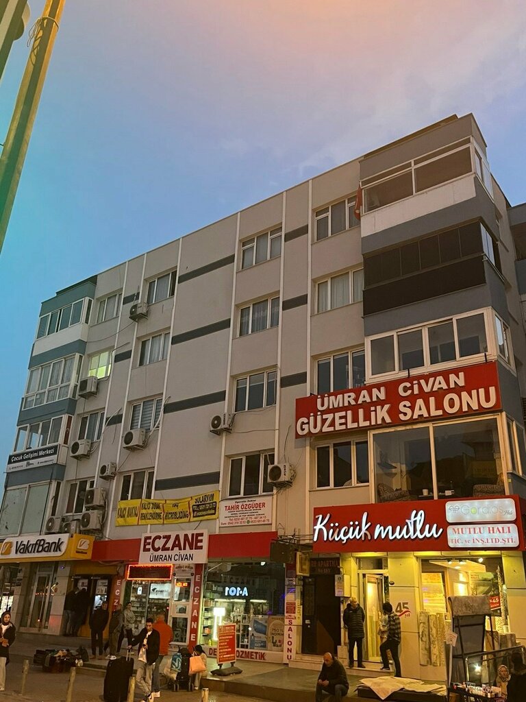 Private practice doctors Opr. Dr. Tahir Ozguder, Izmir, photo