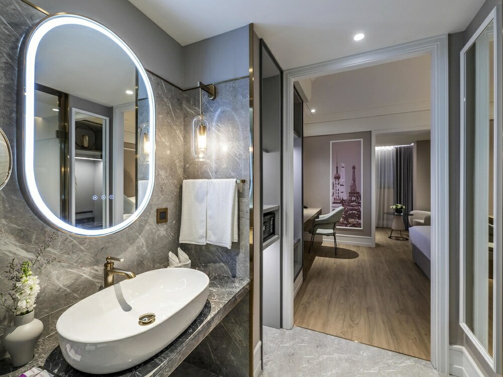 Фото Mercure Shanghai Global Harbour