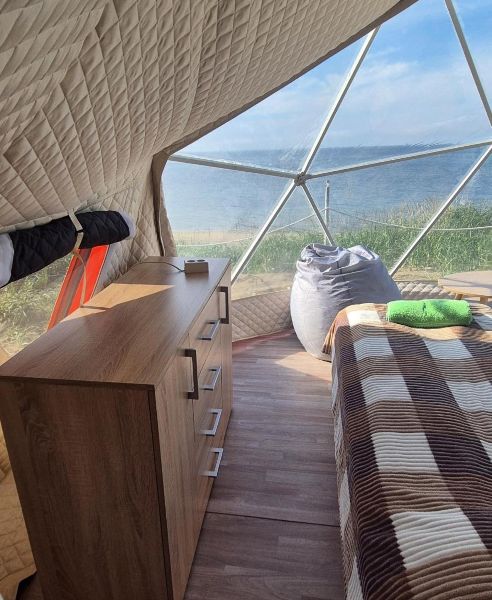 Фото Чёрный Остров