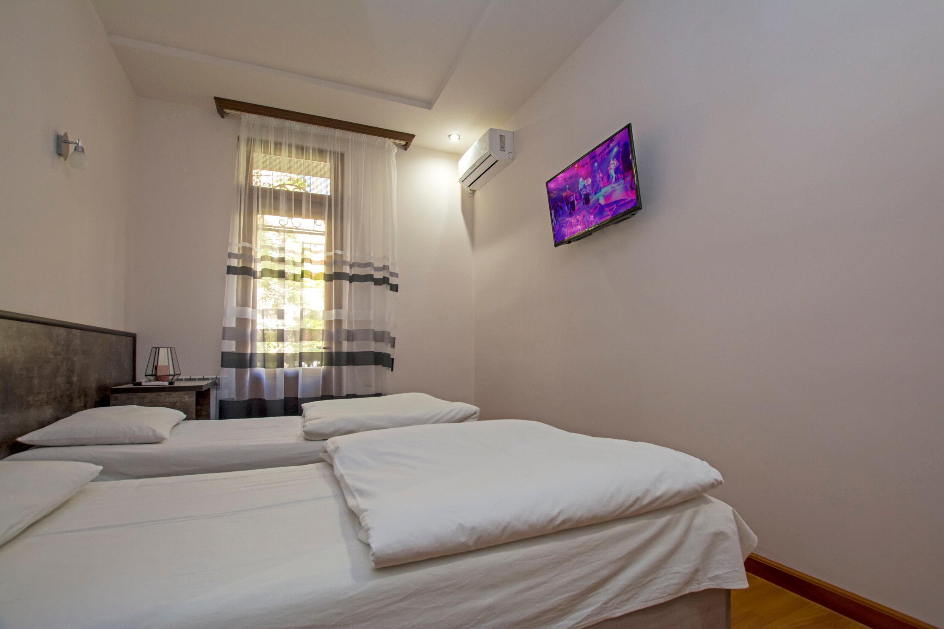 Фото Mini Hotel Yerevan