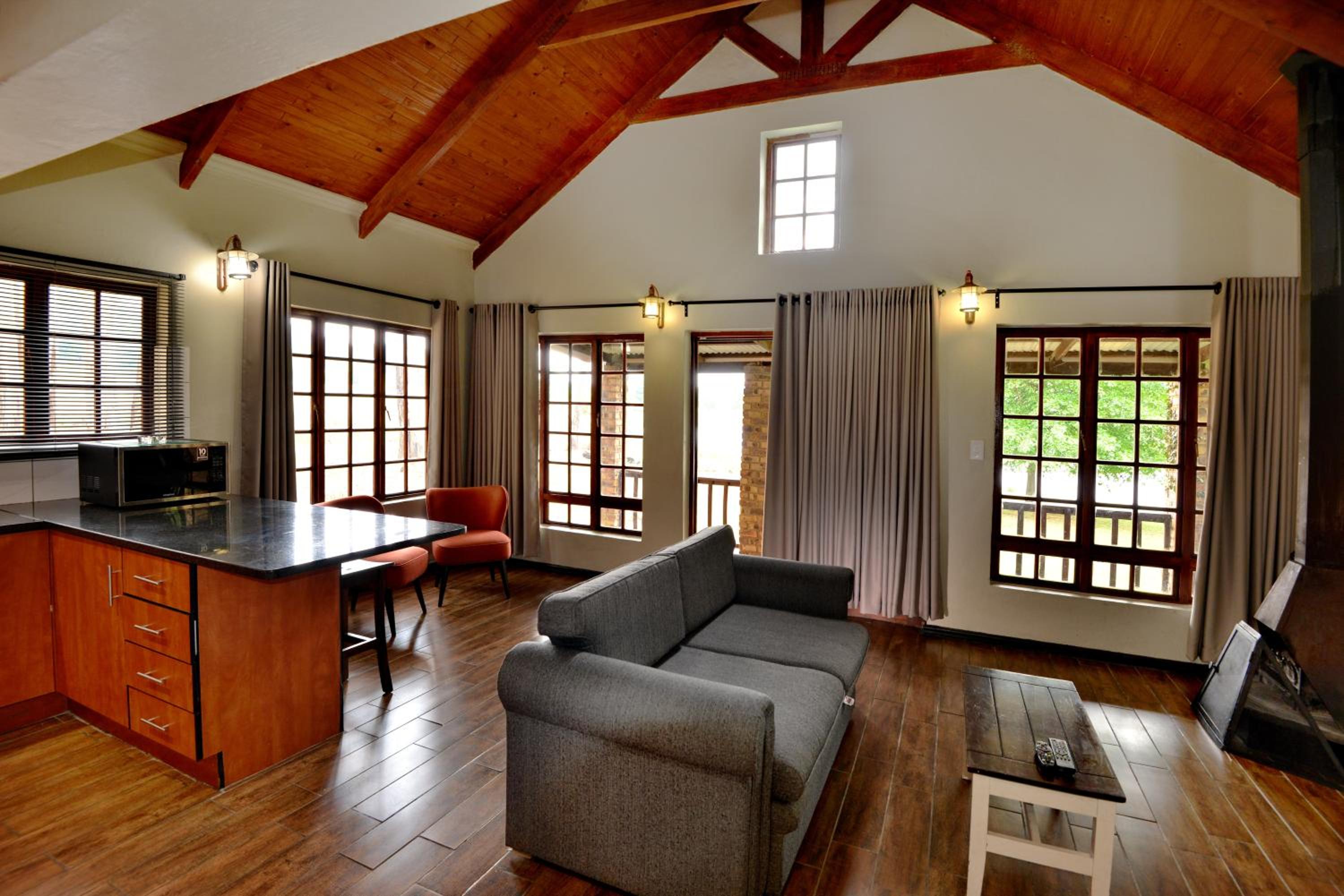 Фото Dunkeld Country Estate