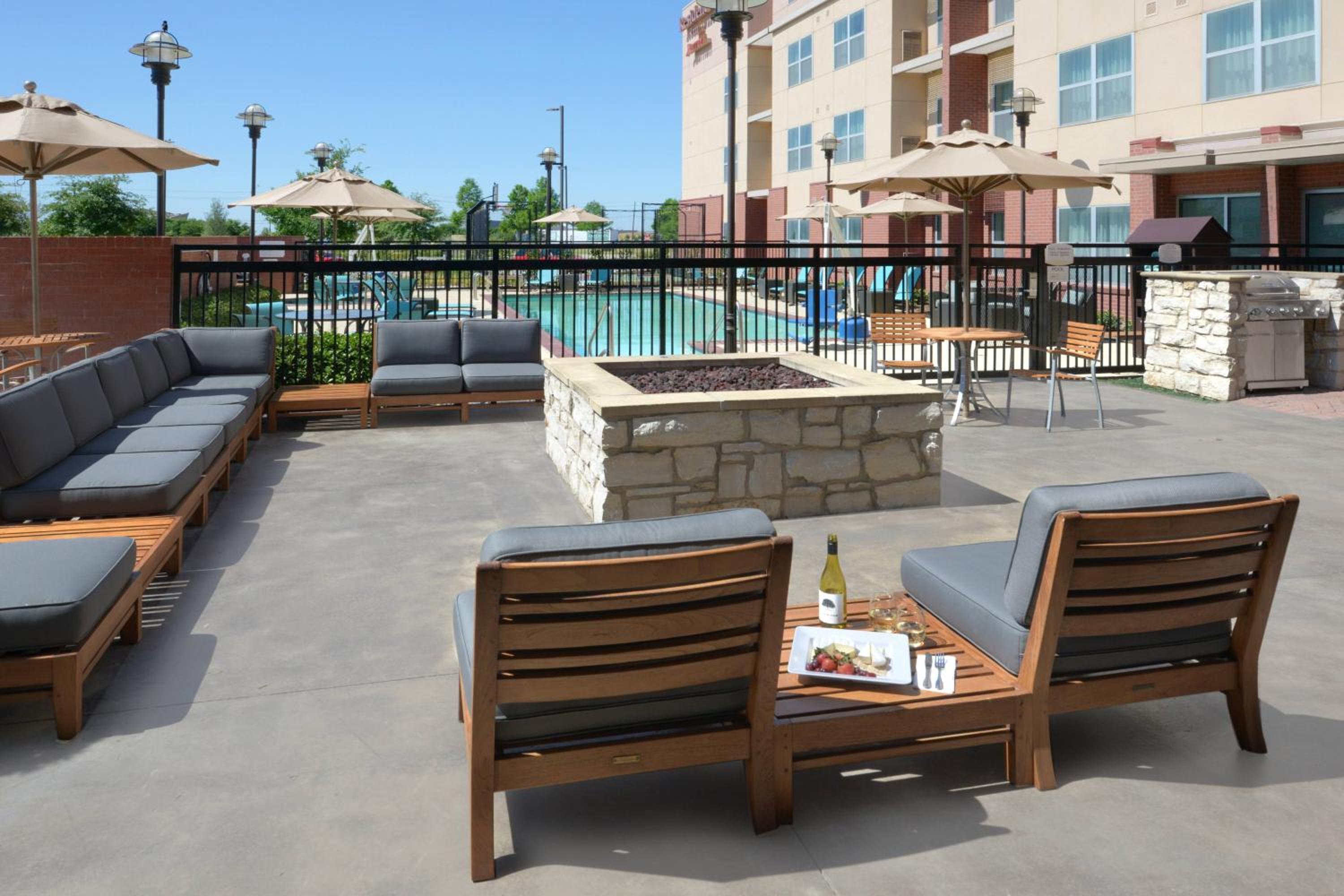 Фото Residence Inn by Marriott Dallas Plano/The Colony