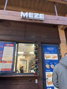 Meze (Leningrad Region, Vsevolozhckiy DIstrict, Bugrovskoye gorodskoye poseleniye, derevnya Mistolovo, kurort Okhta Park), fast food