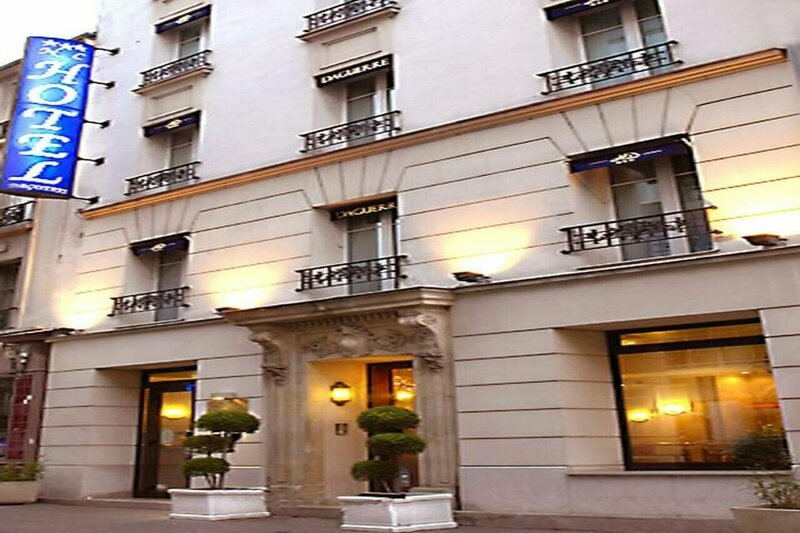 Гостиница Hôtel Montparnasse Daguerre в Париже