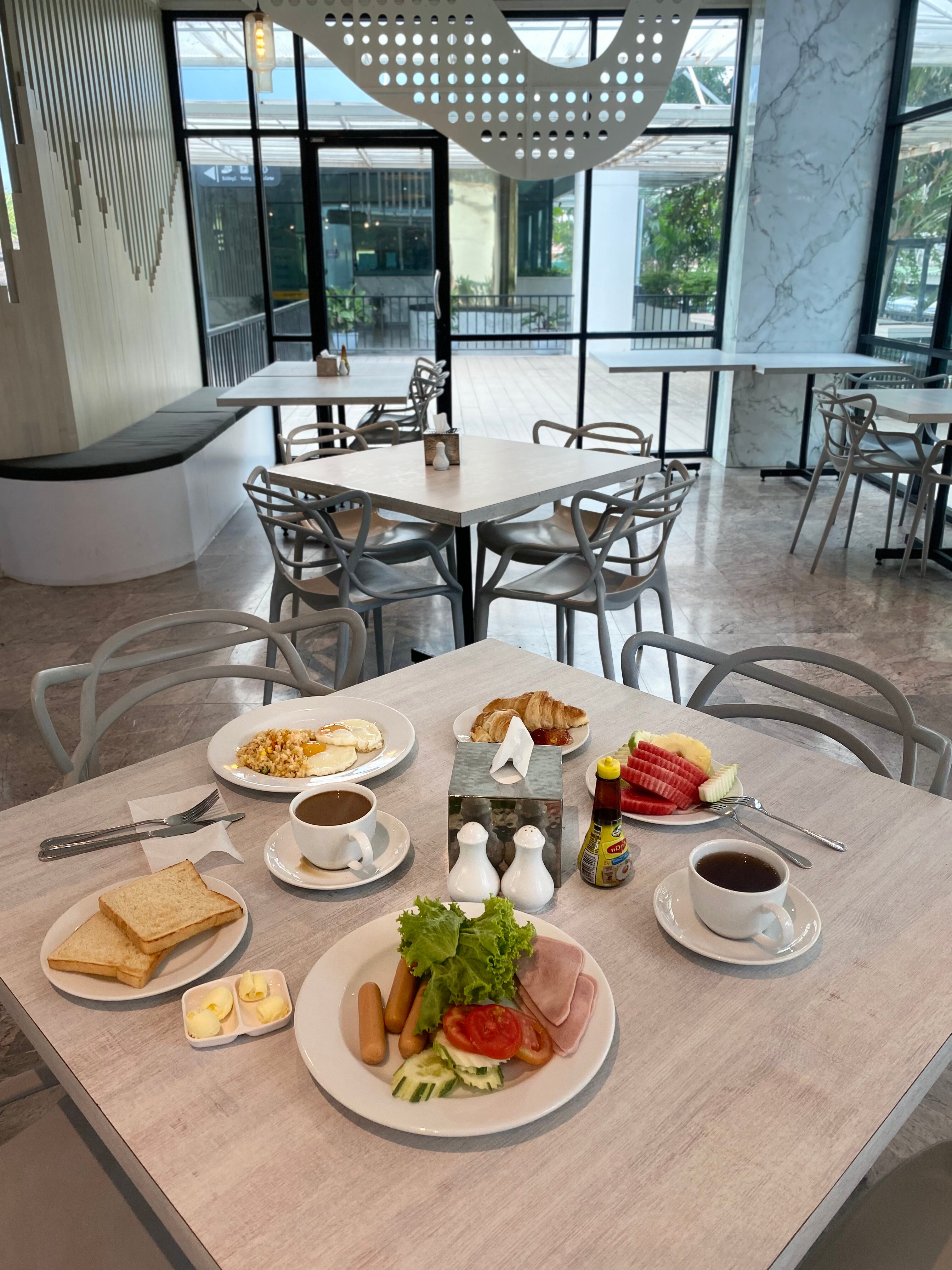 Фото P Plus Hotel