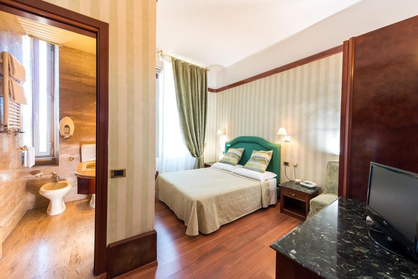 Фото Hotel Mirò