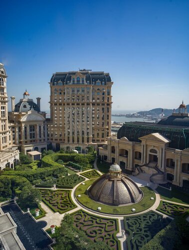 Гостиница Grand Lisboa Palace Resort Macau в Макао (Аомыне)