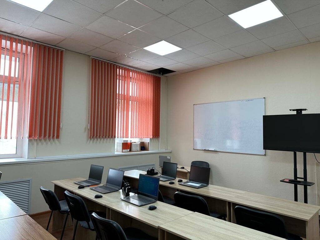 مركز تعليمي Dalnevostochny tsentr kadrovykh tekhnology Ekspert ، فلاديفوستوك، صورة
