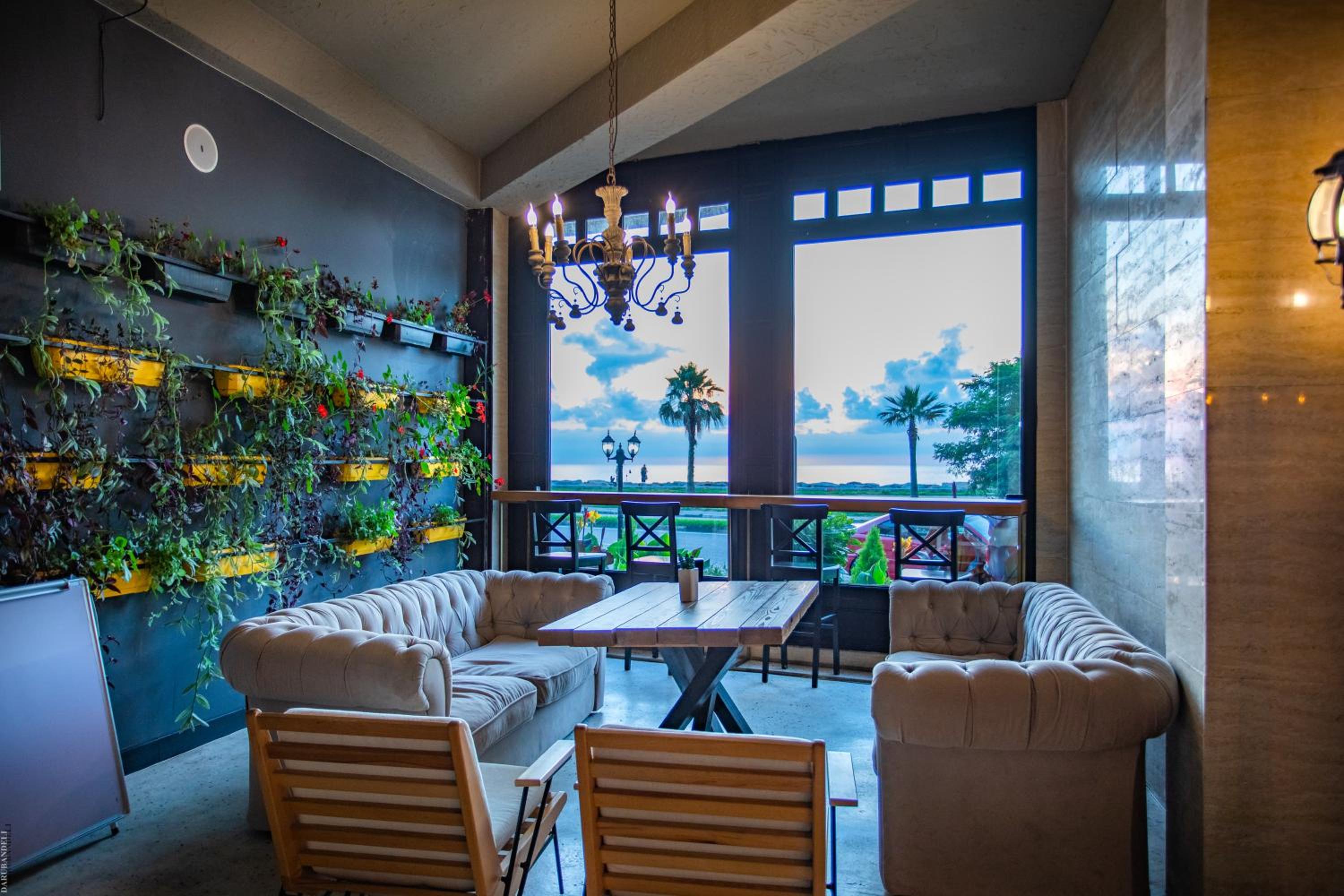 Фото Boulevardside