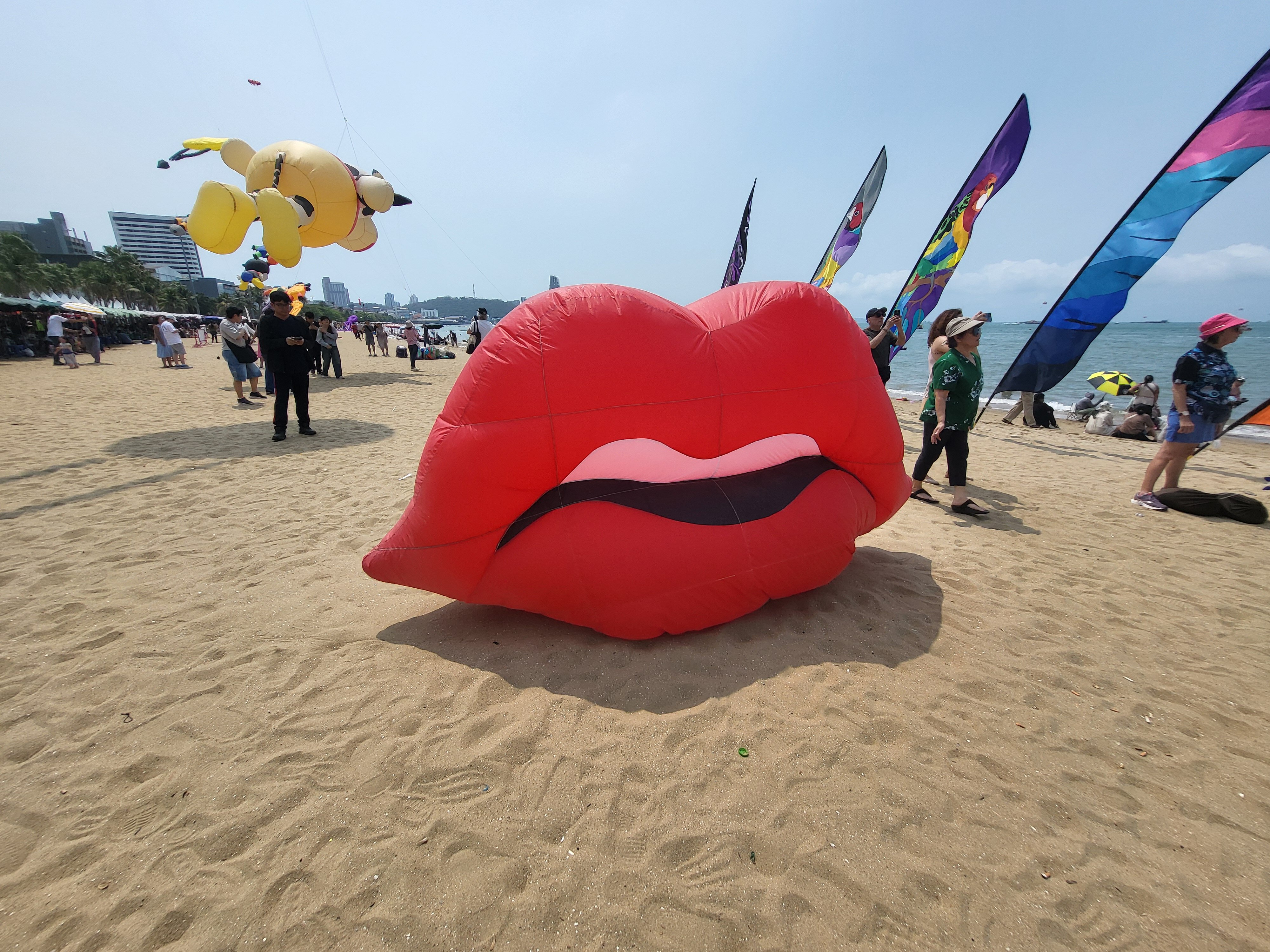 Фото Basaya Beach Hotel & Resort