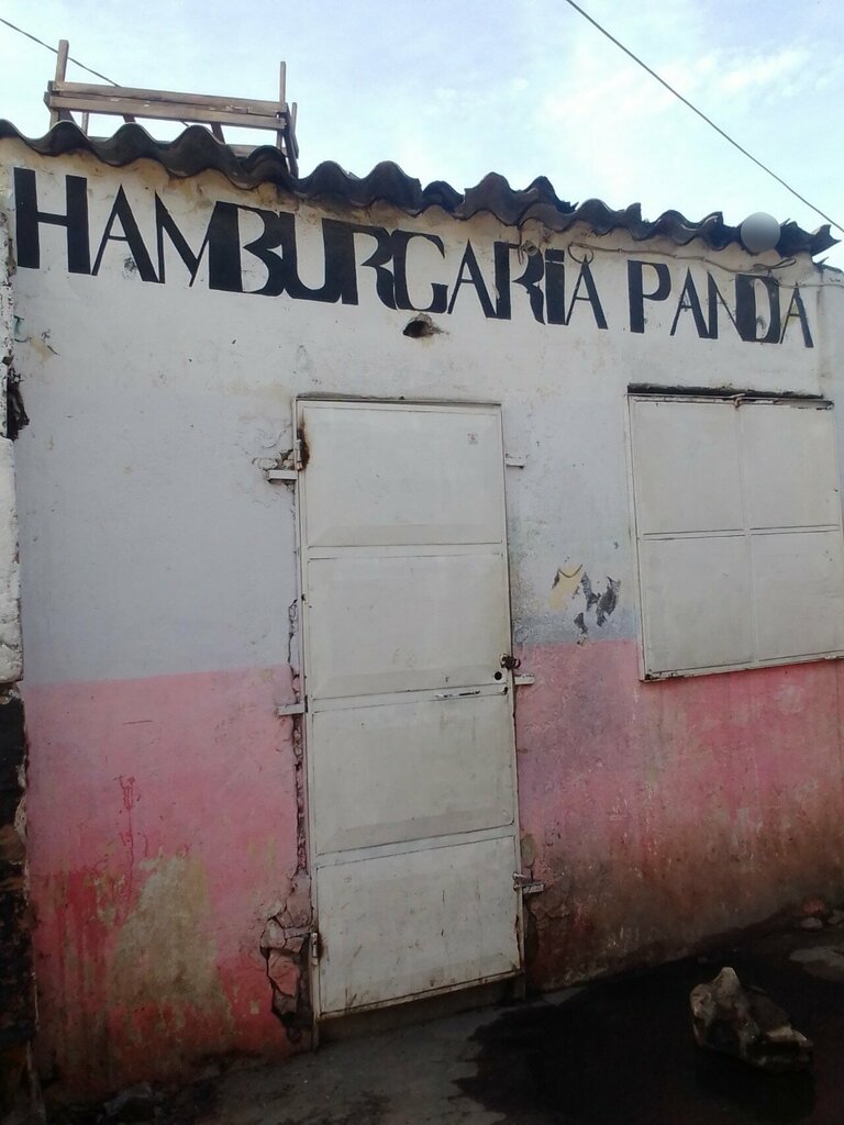 Cafe Hambúrguer, Loanda, photo