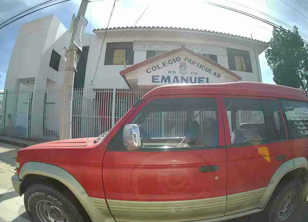 College Colegió Particular Emanuel, Santa Cruz de la Sierra, photo
