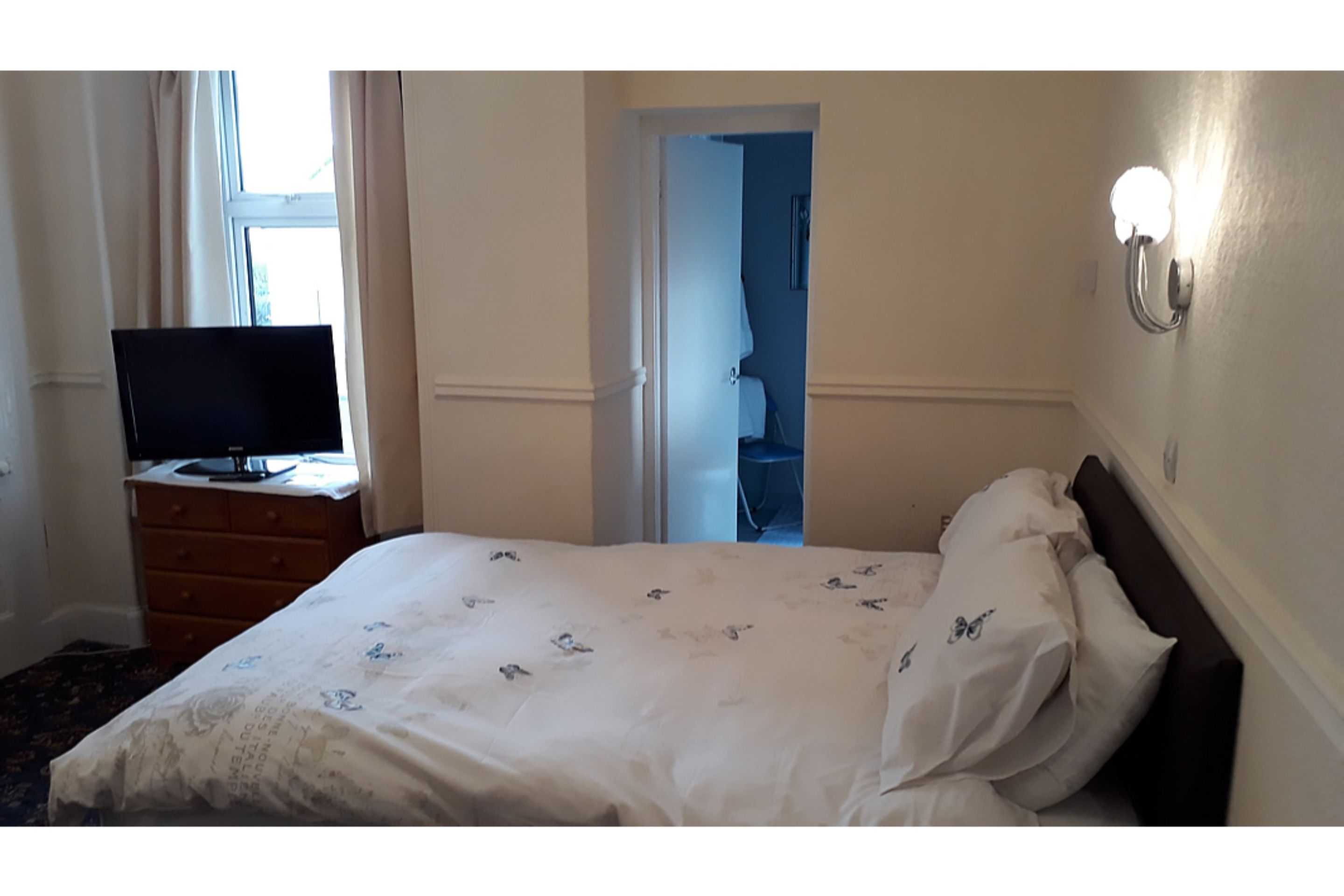 Фото Oyo Cedar Villa Guest House