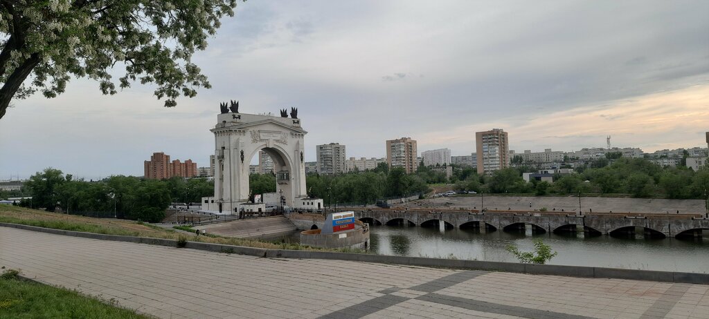 Memorial plaque, foundation stone Севастопольская набережная, Volgograd, photo