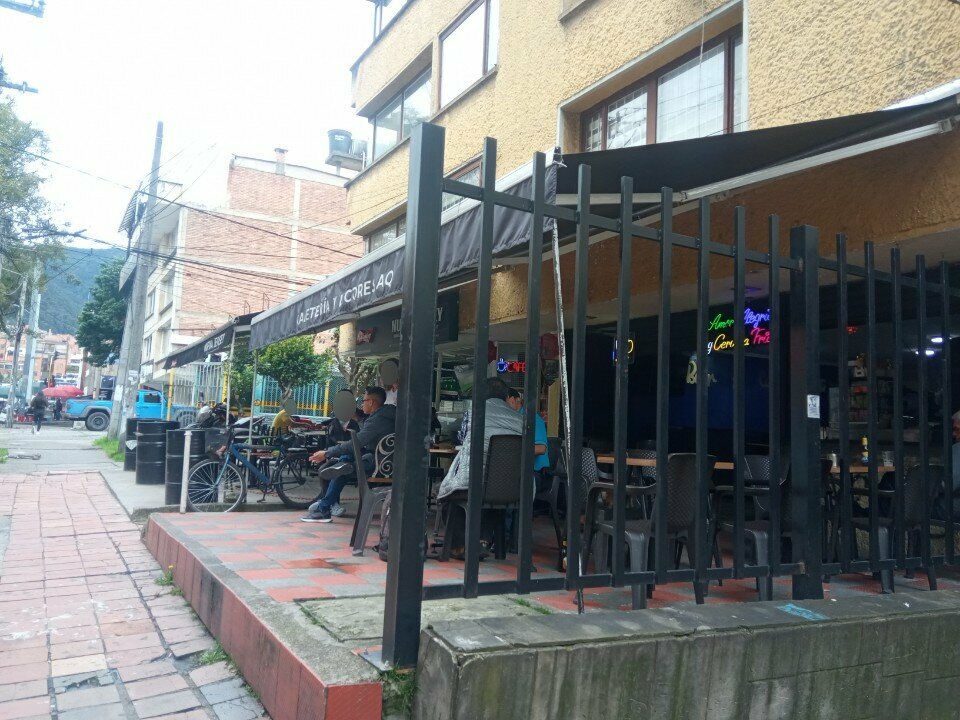 Bar, pub Cafetería y Licores Qa, Bogota, photo