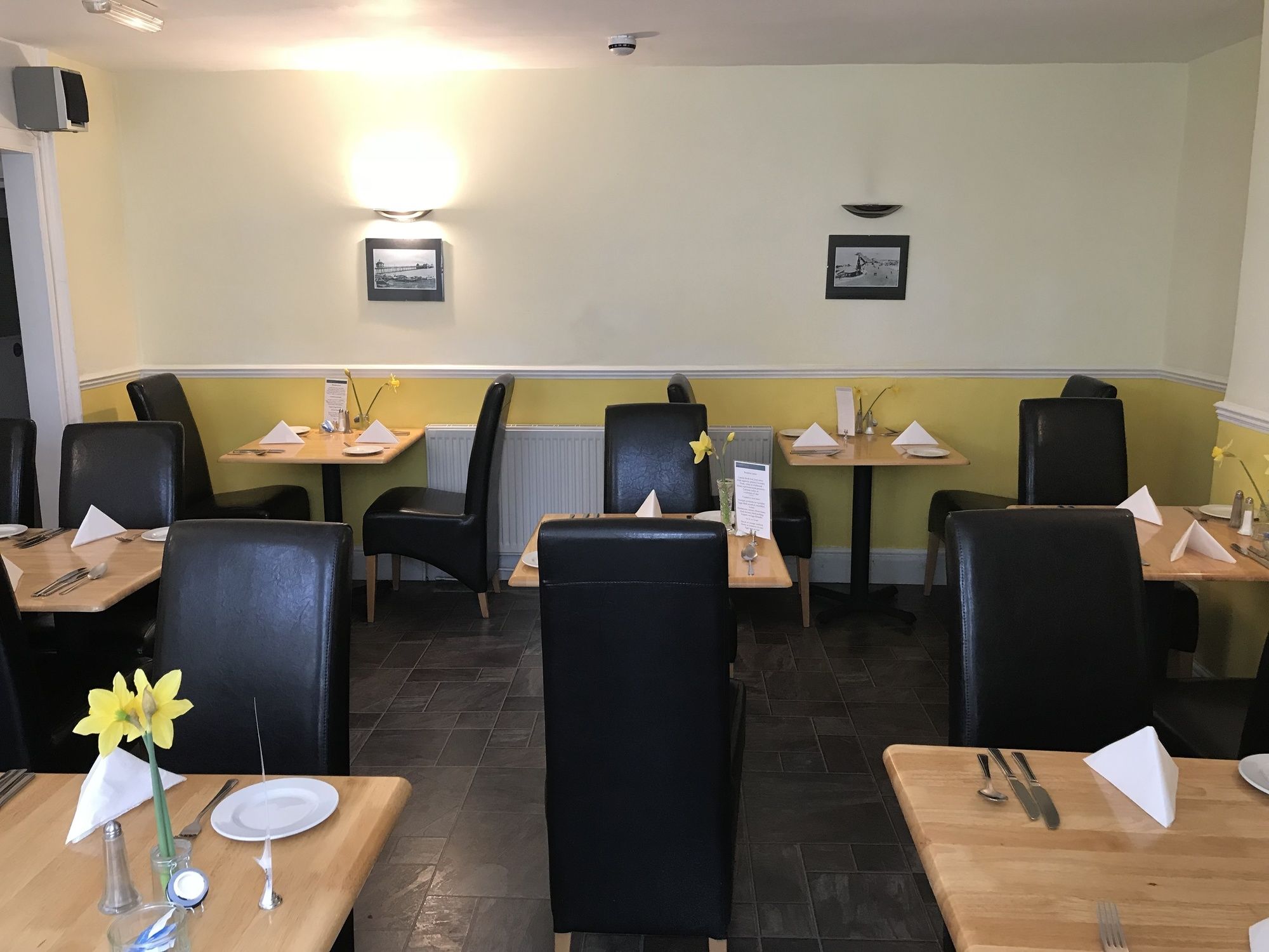 Фото Kempfield House Hotel