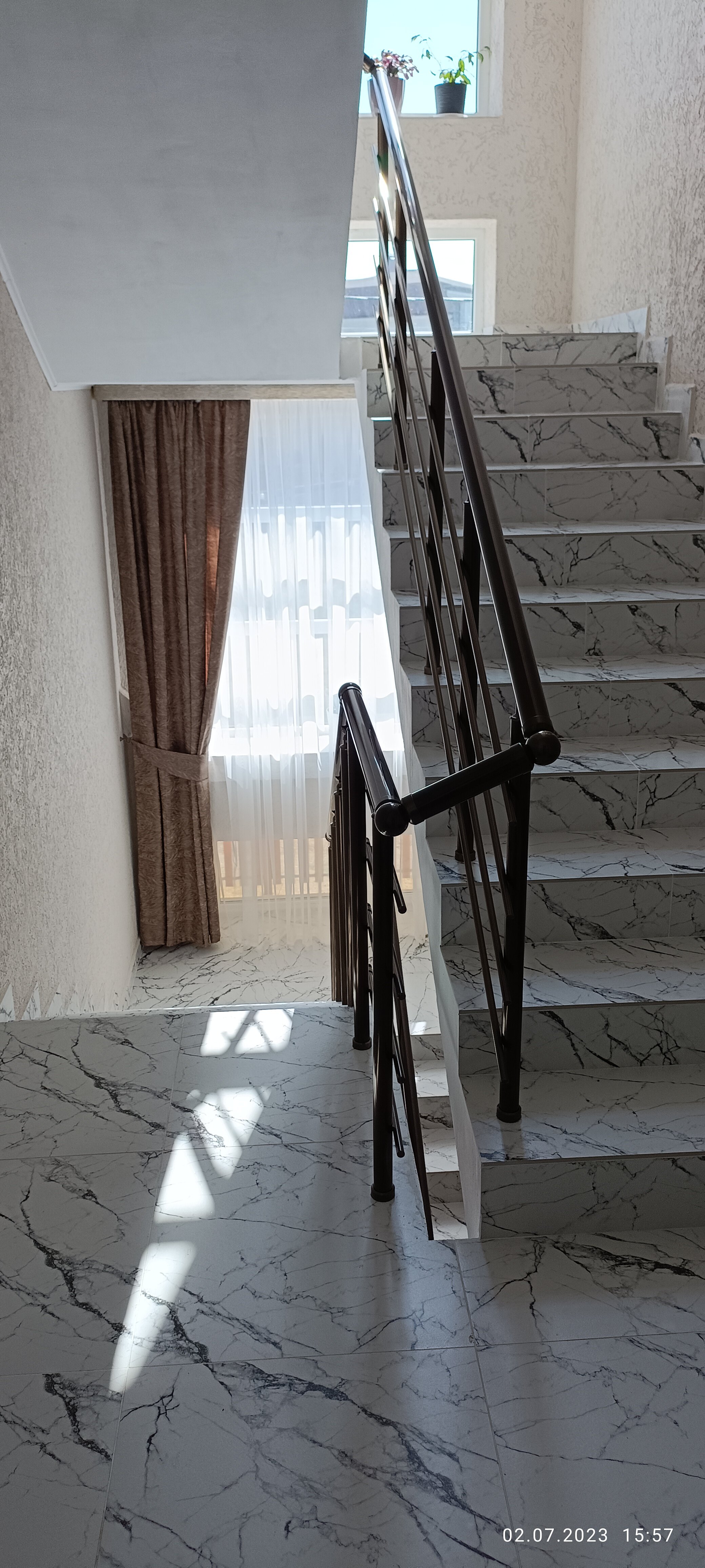 Фото Селена