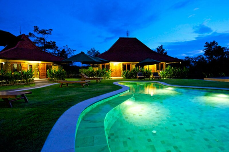 Гостиница Three Monkeys Villas
