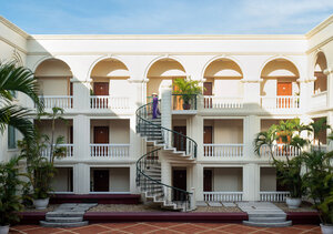 Гостиница Avani Hai Phong Harbour View Hotel