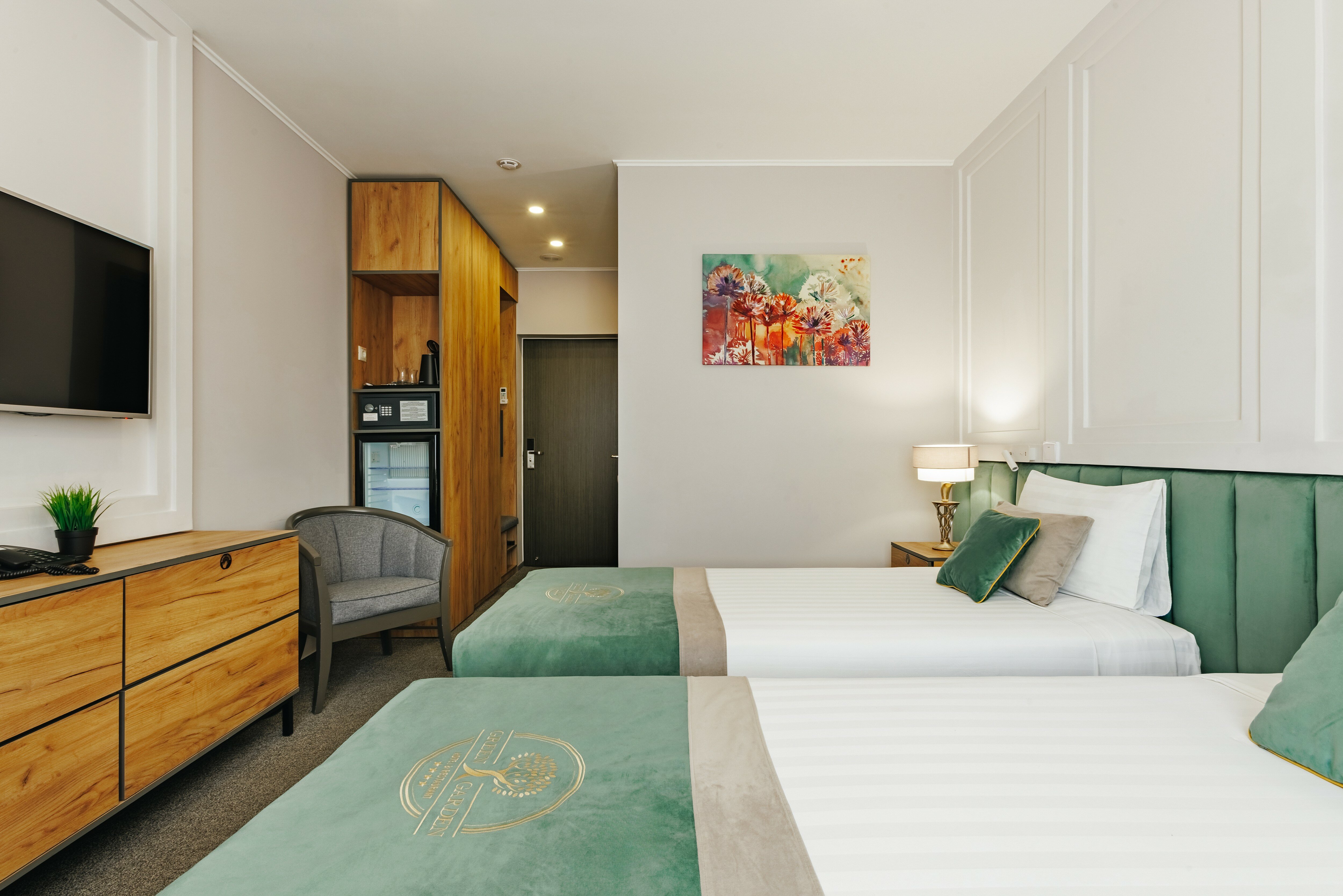 Фото Green Garden Hotel