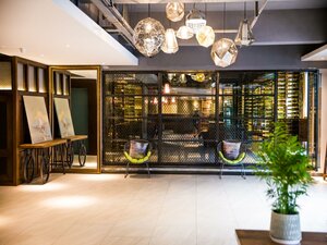 Гостиница Qingdao James Joyce Hotel