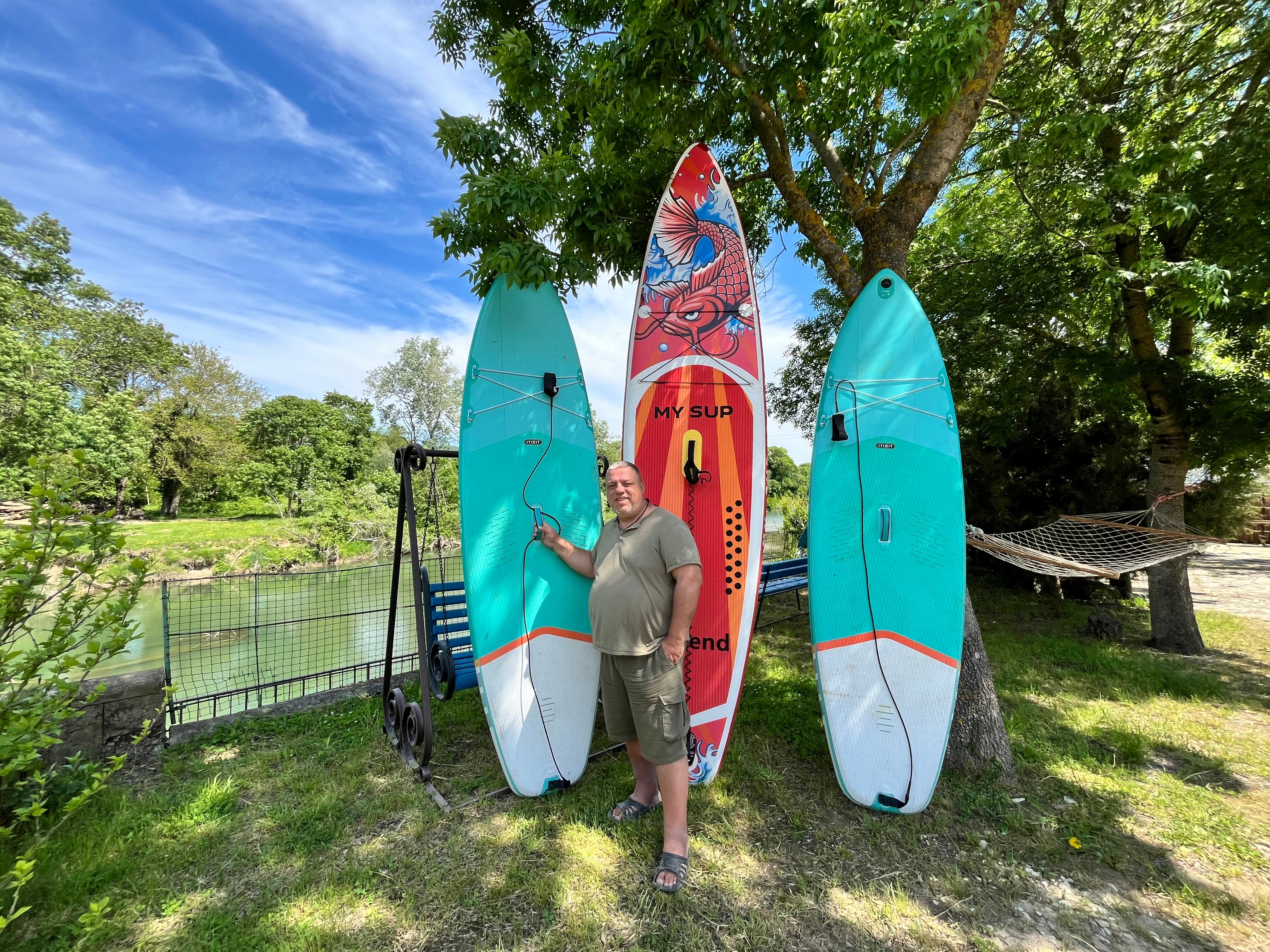 Фото Замок у реки