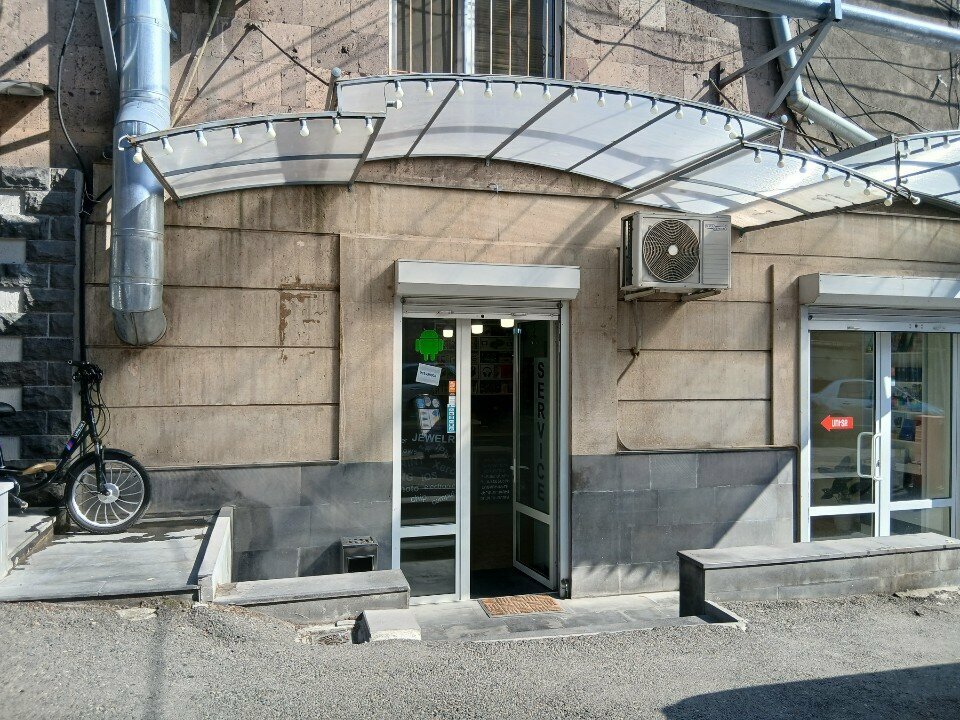 Phone repair Masters service, Yerevan, photo