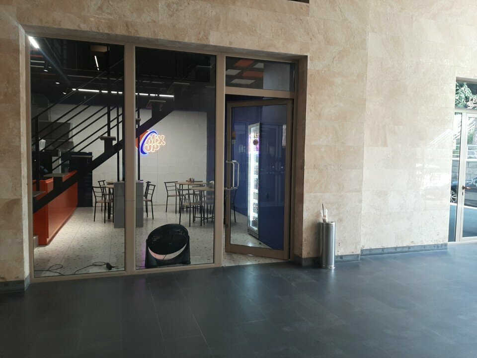 Fast food Mix Up, Yerevan, photo