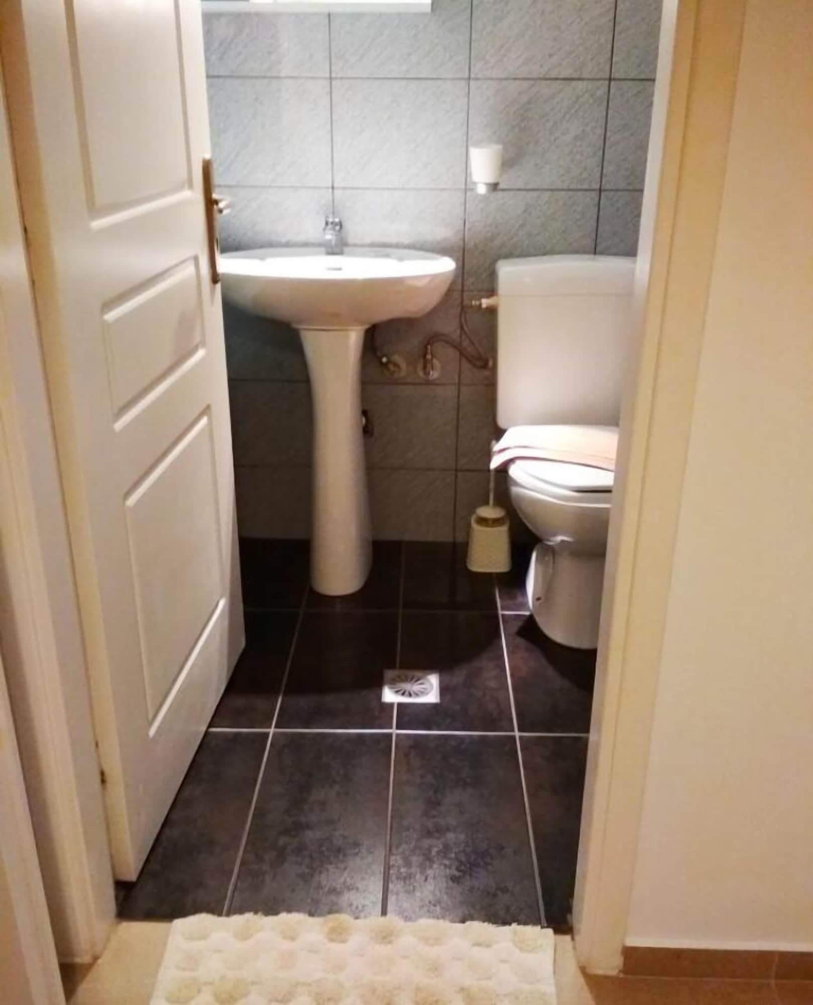 Фото Beloni Apartments and Studios