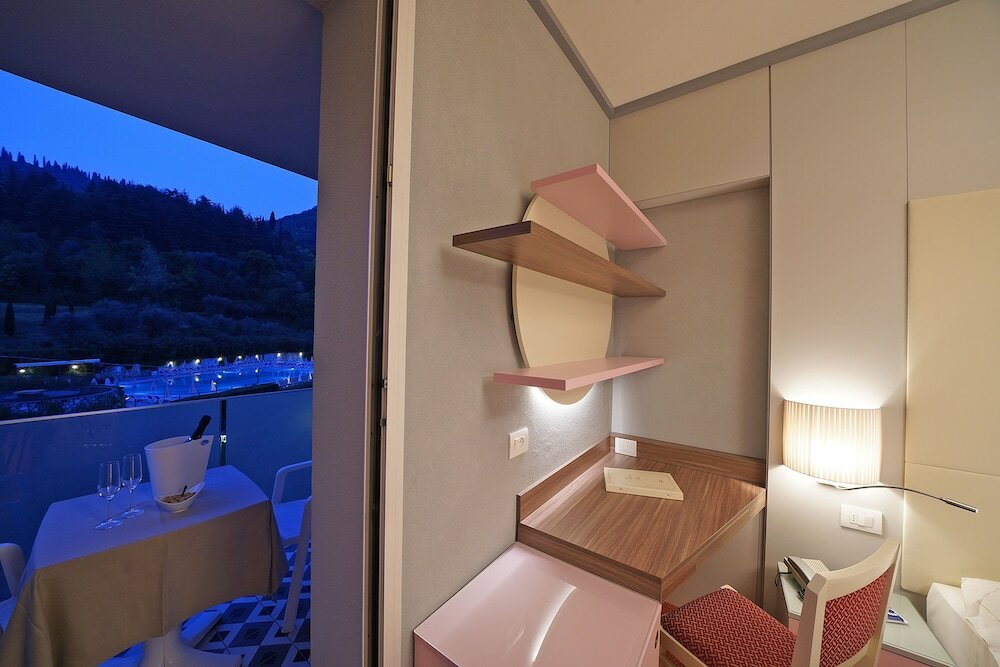 Фото Bike Hotel La Perla