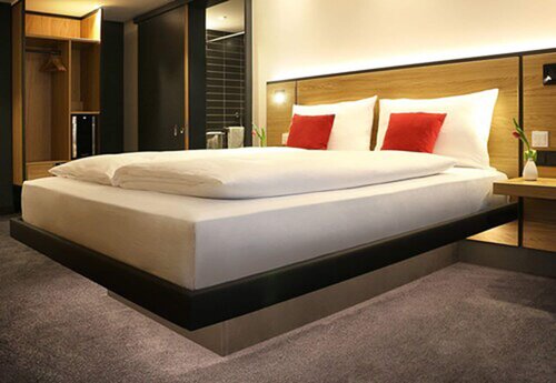 Гостиница Ginn City & Lounge Hotel Ravensburg