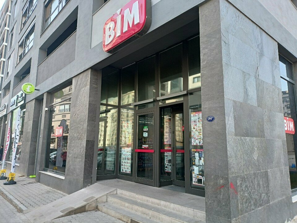 Supermarket Bim, Izmir, photo
