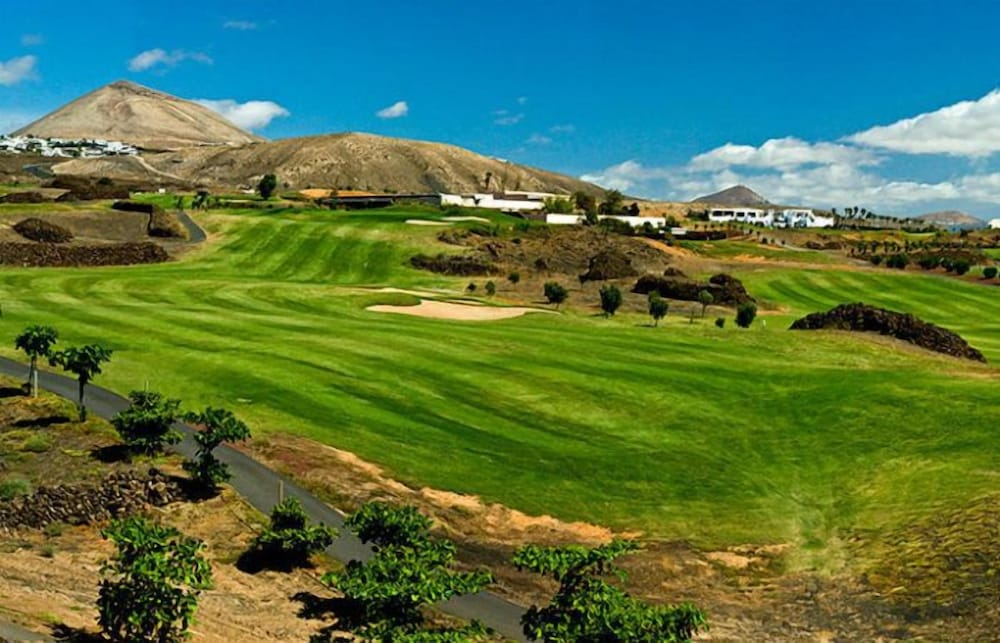 Фото Apartamentos Maribel