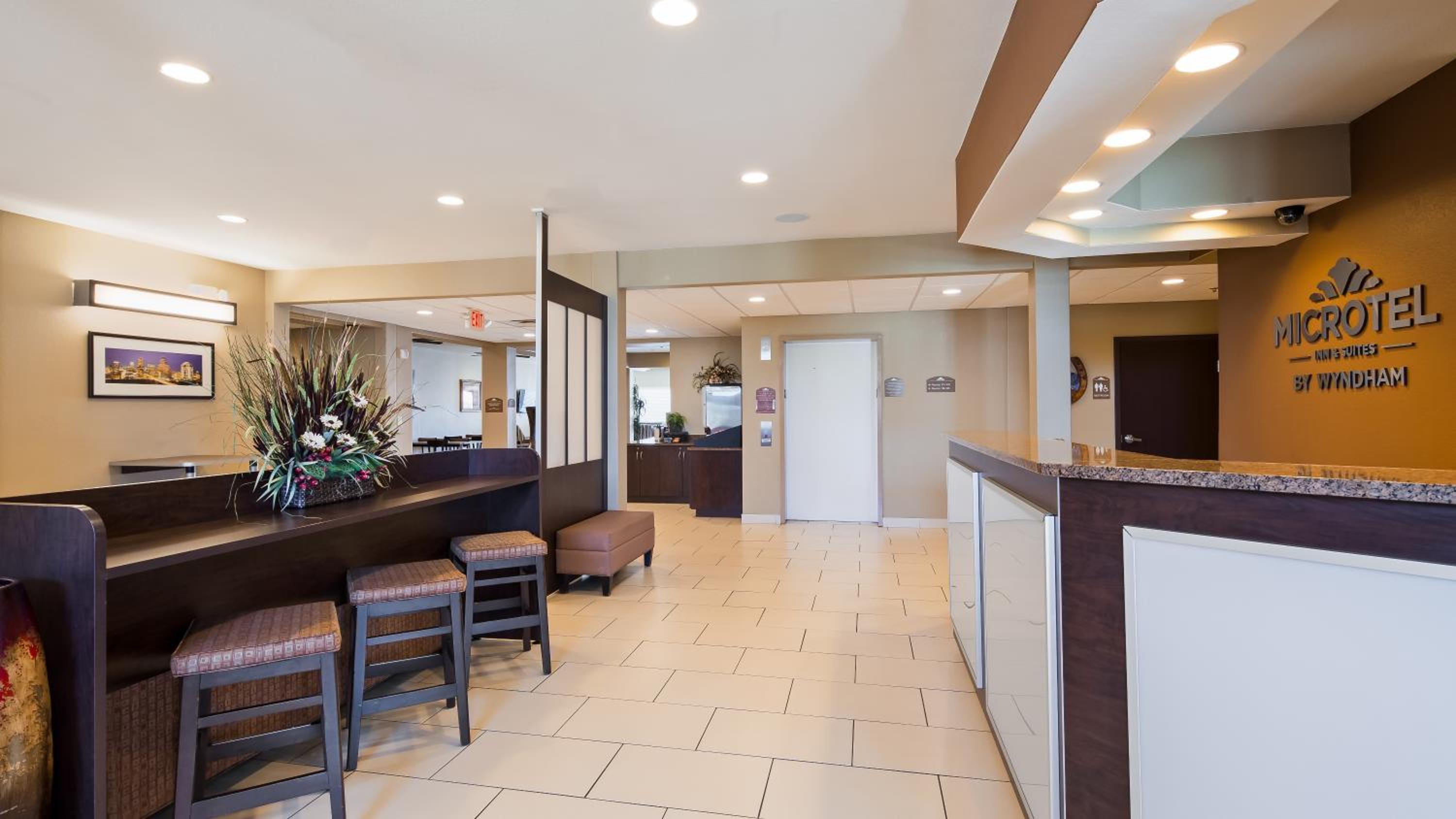 Фото Microtel Inn & Suites by Wyndham Round Rock