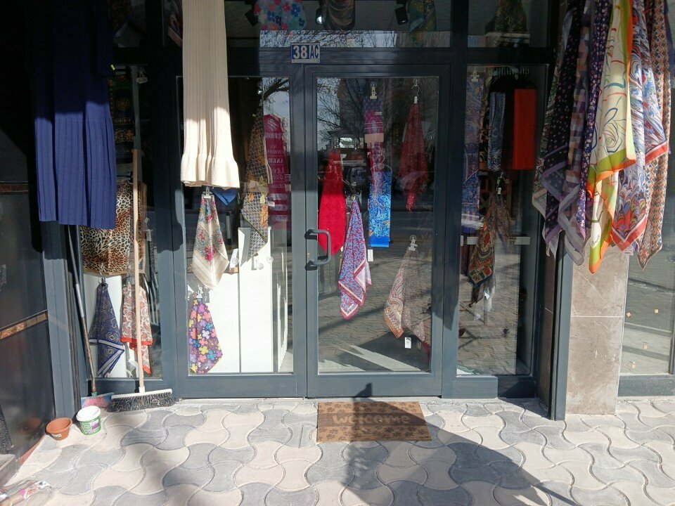 Clothing store Shawl Sea, Konya, photo