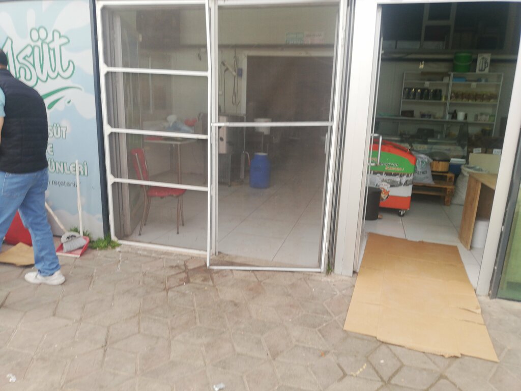 Dairy products wholesale 1 Milk, Ankara, photo