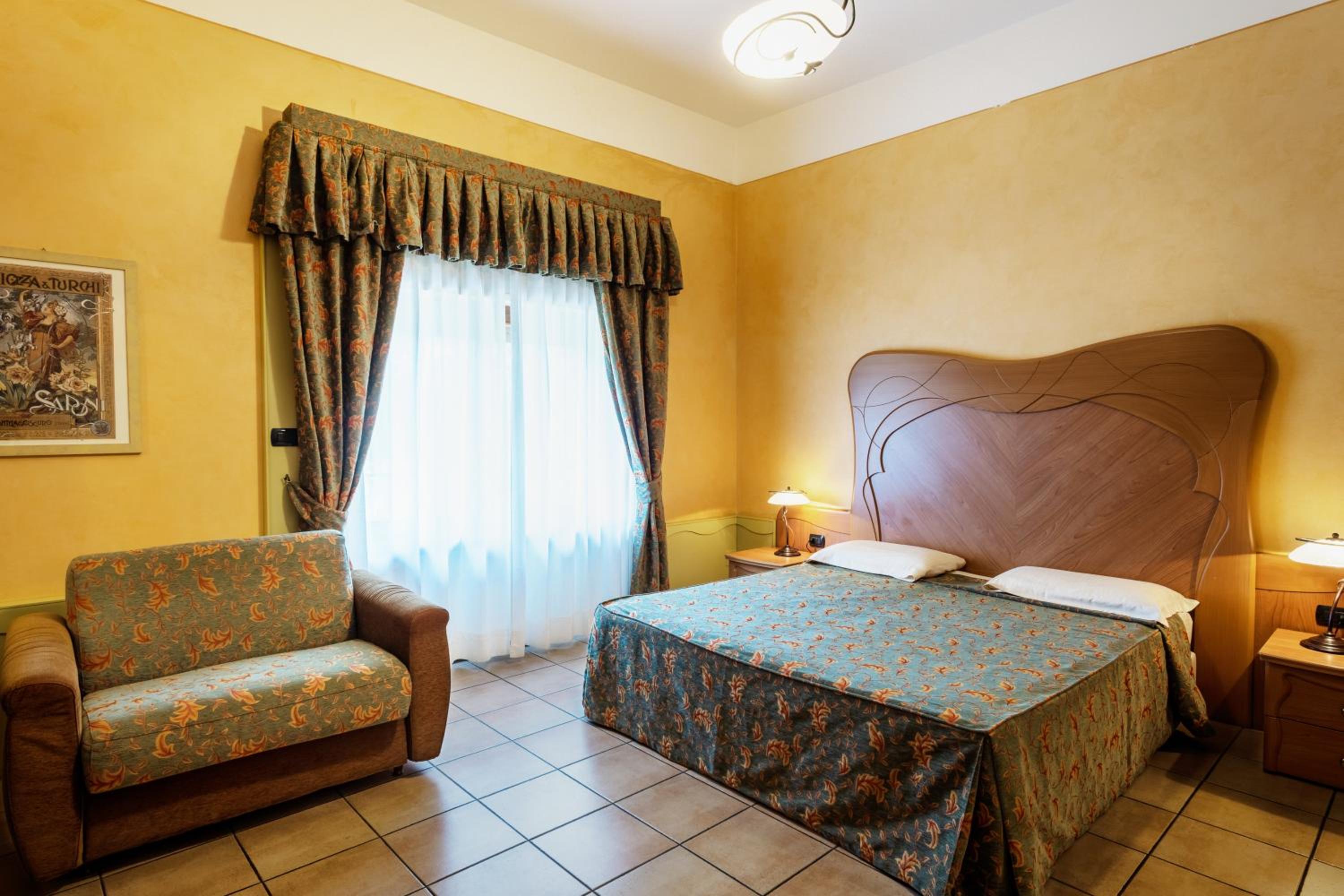 Фото Residence Liberty Hotel