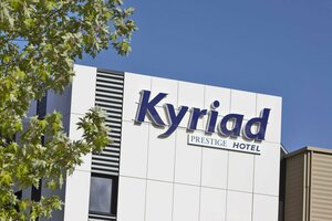 Гостиница Kyriad Prestige Pau - Zenith - Palais Des Sports