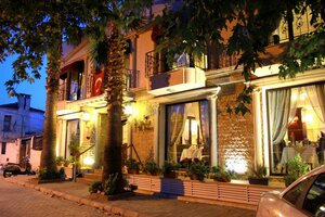 Гостиница Saint John Hotel в Мендересе