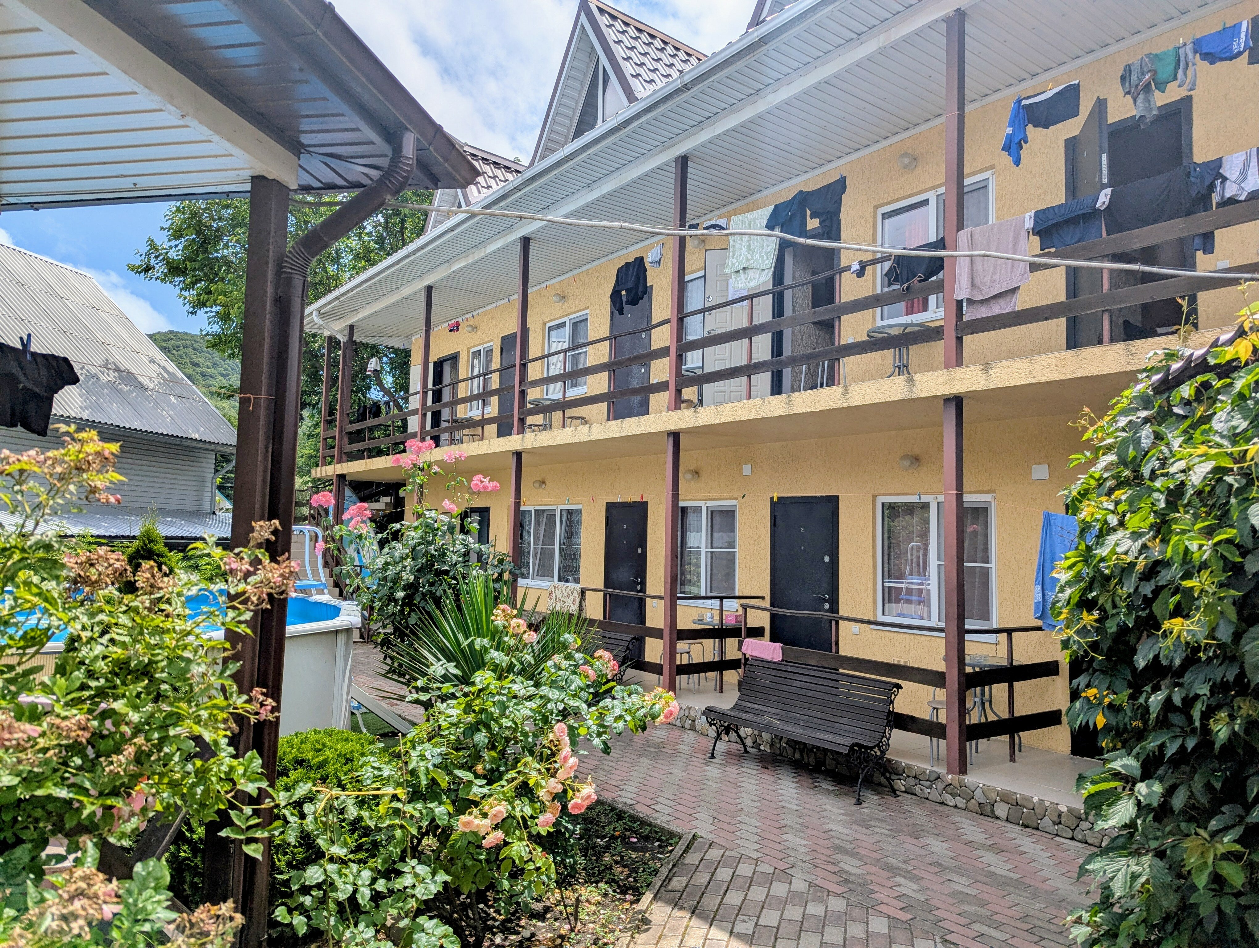 Фото отеля 3