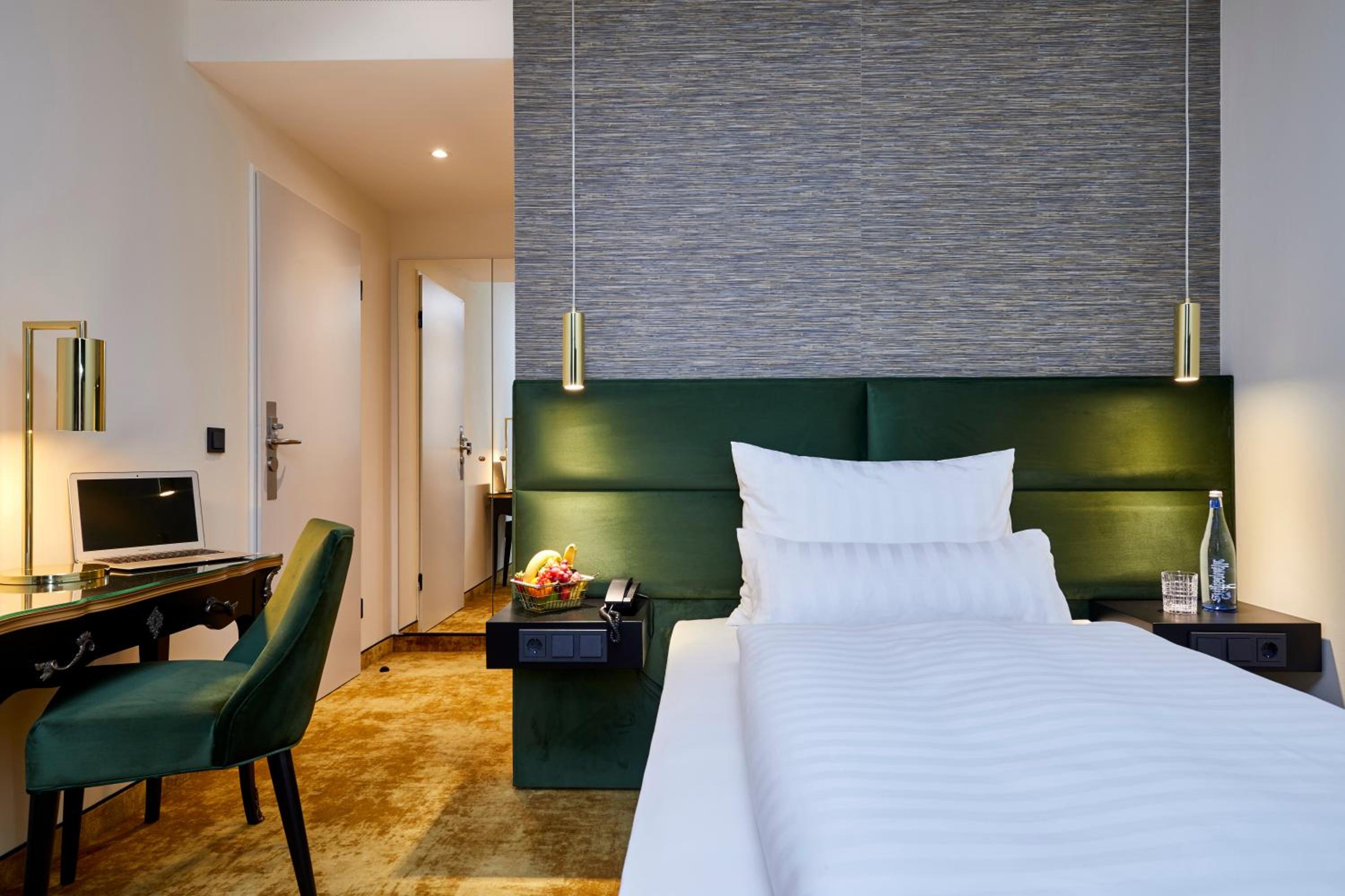 Фото Das Carls Hotel