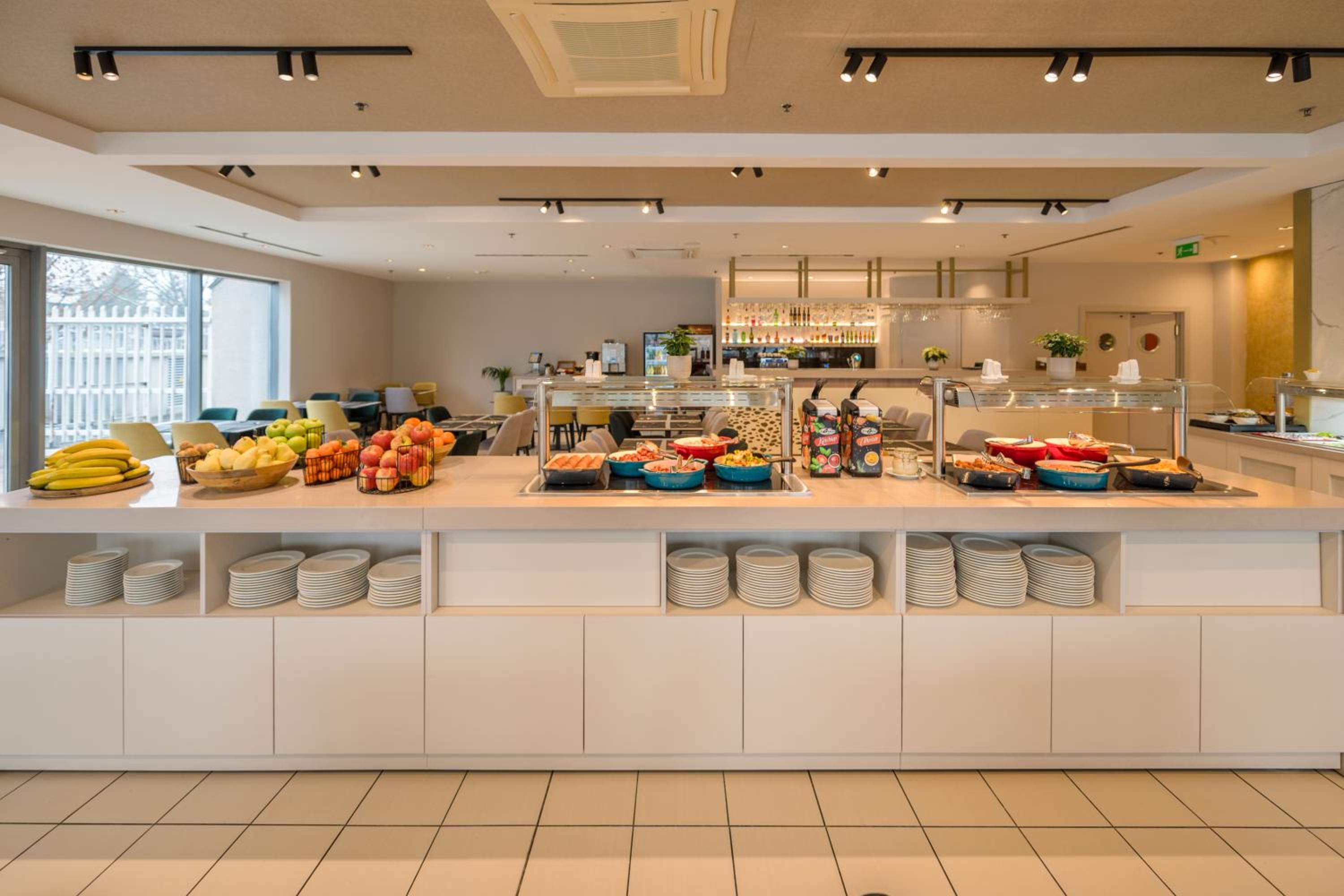 Фото Expo Tower by Mellow Mood Hotels