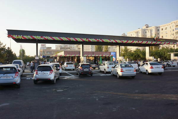 Gas station Tatneft, Tashkent, photo