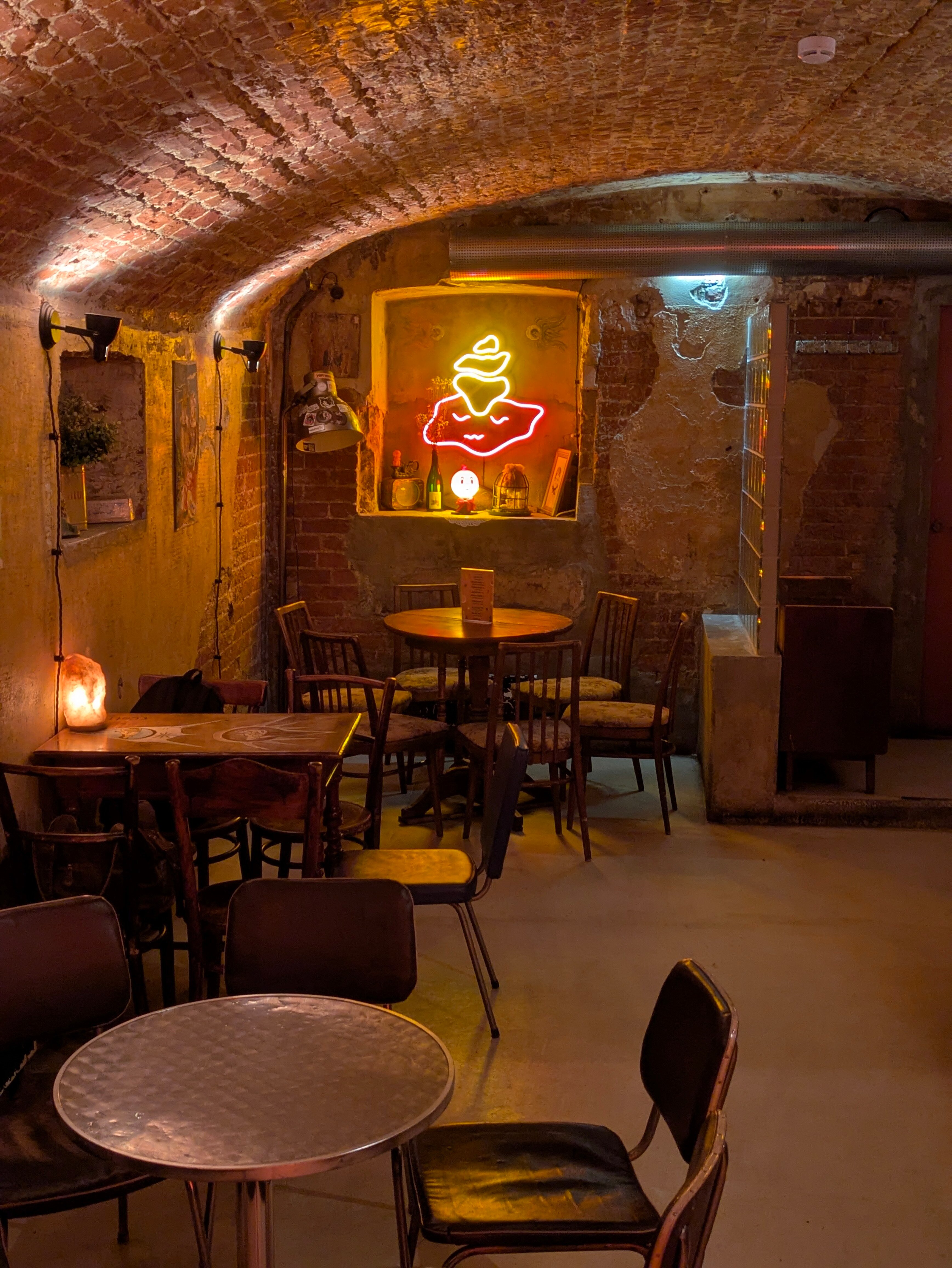 Пиздеде лом бар