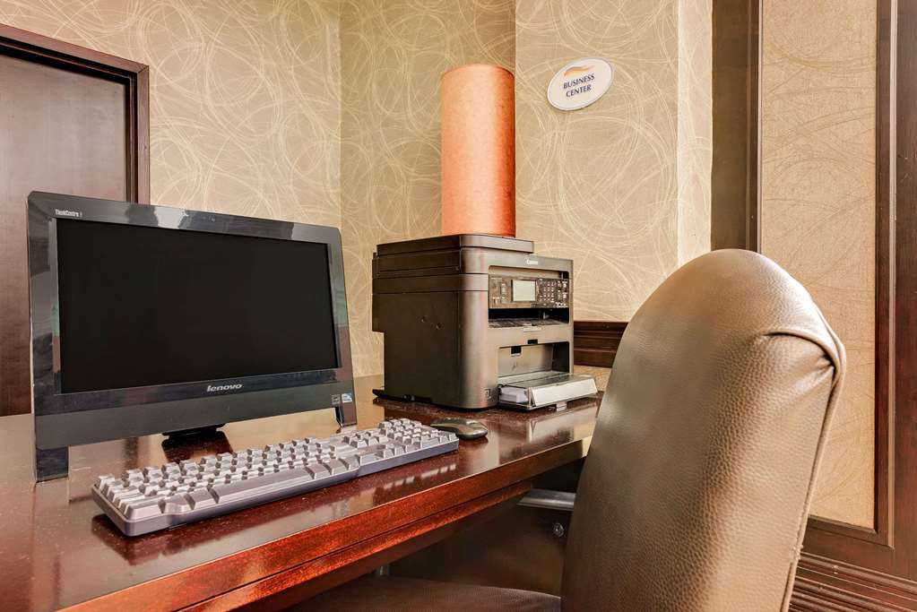 Фото Madison Hotel Boardwalk