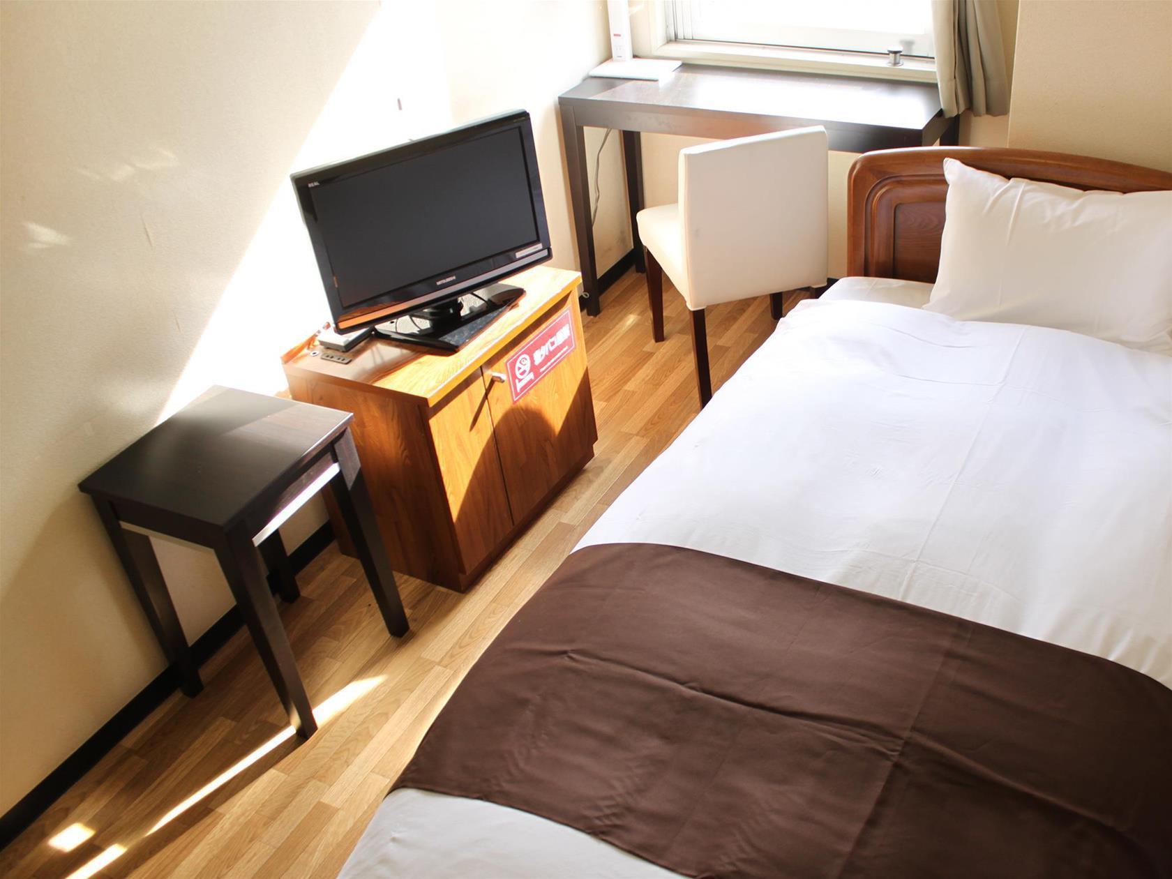 Фото Hotel LiVEMAX Kawasaki Ekimae