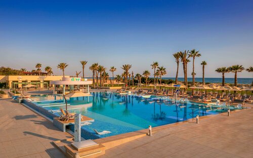Гостиница Hilton Skanes Monastir Beach Resort в Монастире