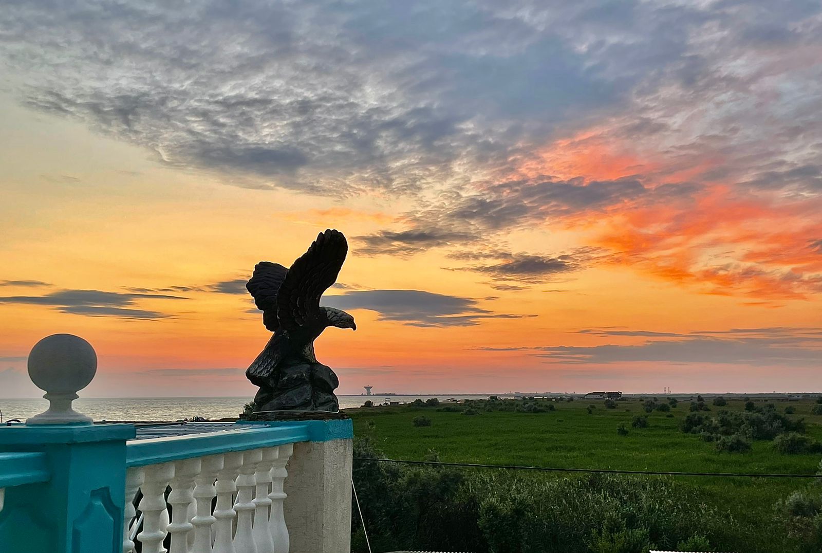 Фото Ультрамарин