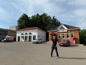 Минутка (Privokzalnaya ploshchad, 1), cafe